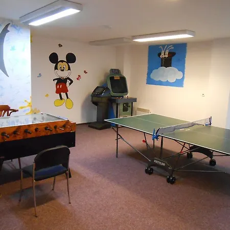 Apartman Adam 25 *